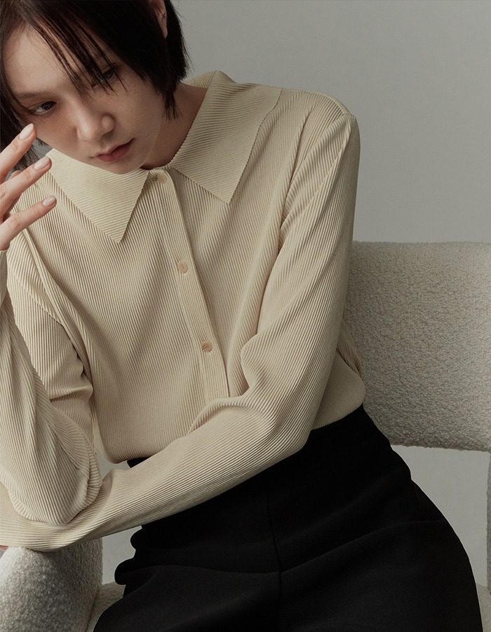 re rhee) WIDE COLLAR PLEATED BLOUSE BE 2차 재입고