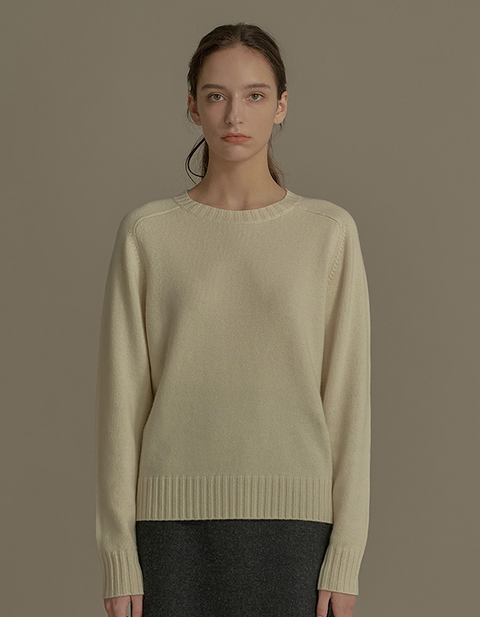 FLUID) WOOL CASHMERE CREW NECK KNIT (Ivory)