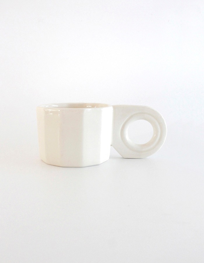 ABS Objects) Low Abs Mug _ Natural White