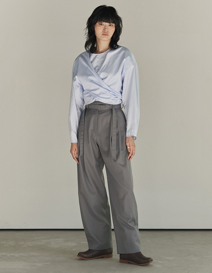 Osthe) WOOL BELTED PINTUCK PANTS _ BLUE GRAY