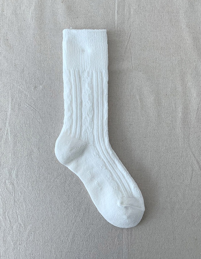 Bonjour March) Knit socks