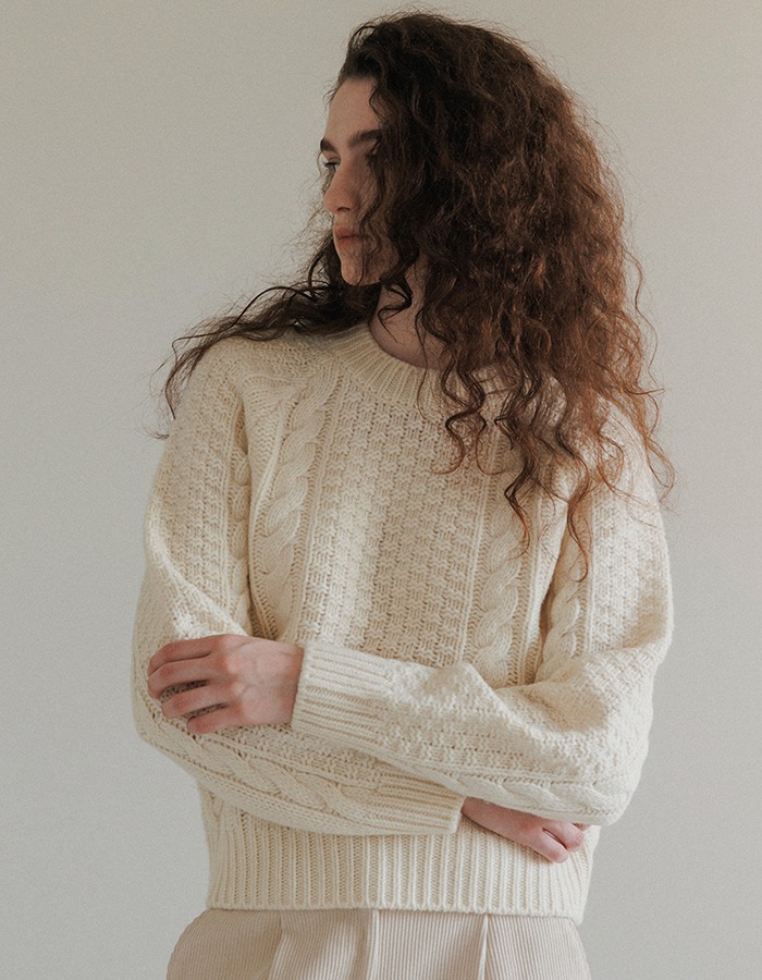peces) CABLE WOOL KNIT _ IVORY (마지막 수량)