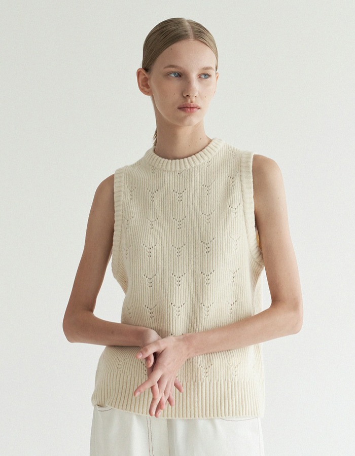 B Slash B) Y knit vest (Ivory)