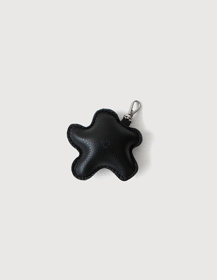 ZISOO) Leather keyring flower L (2color) 재입고