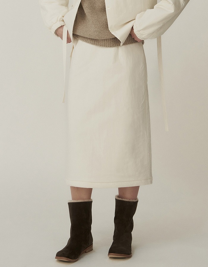Verscent) Padded skirt (cream)