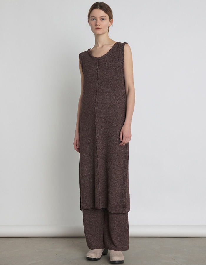 KNITLY) Textured Knit One-Piece (Brown)