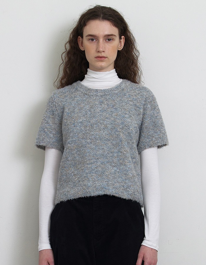 KNITLY) Boucle Short Sleeve Sweater (Cloud)