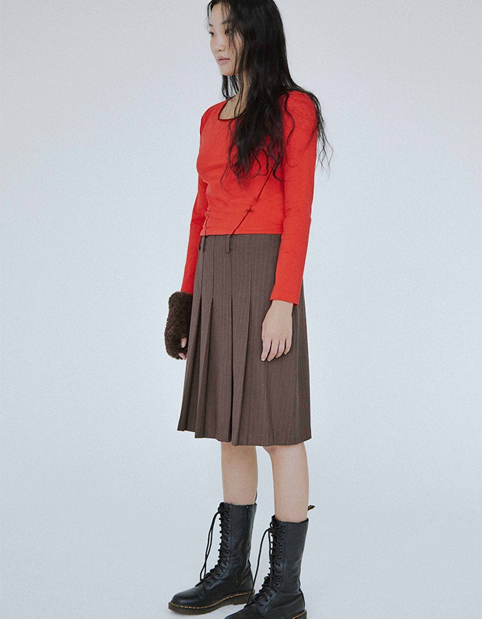 RA VIDE) CUT OUT LINED LONG TEE RED