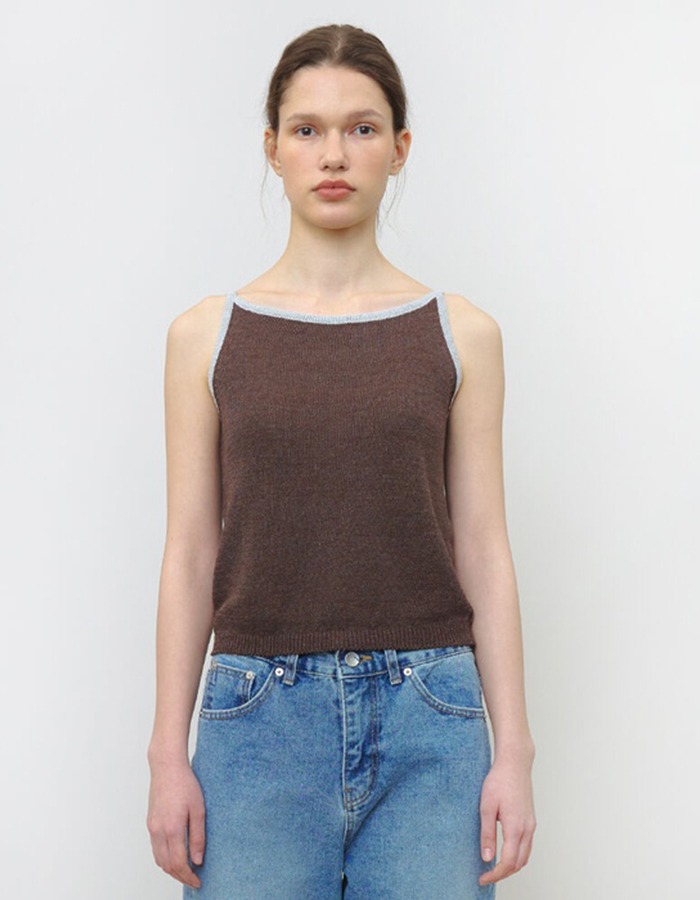 KNITLY) PAPER LINE SLEEVELESS KNIT TOP_Brown