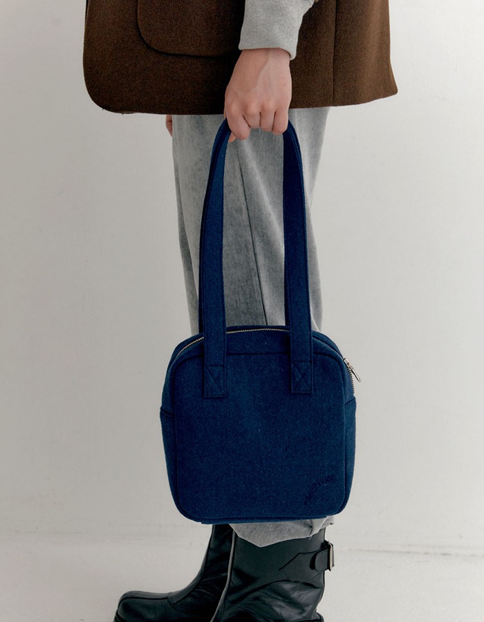 ENZO BLUES) Pocket Mini Bag (Blue)