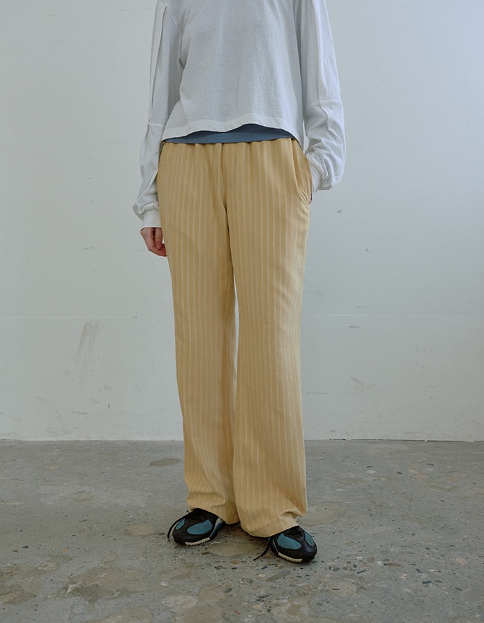 ENZO BLUES) Matte Stripe Banding Bootcut Pants (Yellow)
